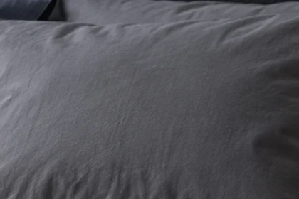 Funda de almohada de satén, Gris acero